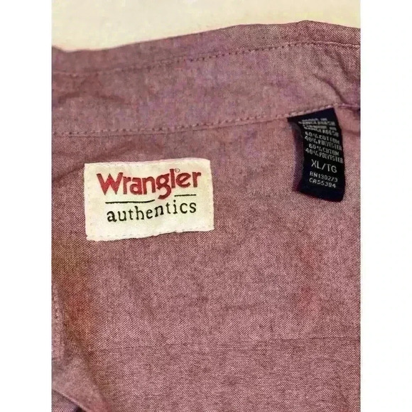 Wrangler Authentics Mens XL Red Chambray Shirt Long Sleeve Cotton Light Wash Vtg - Picture 4 of 11